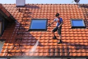 Why Softwashing is Better than Roof Pressure Washing